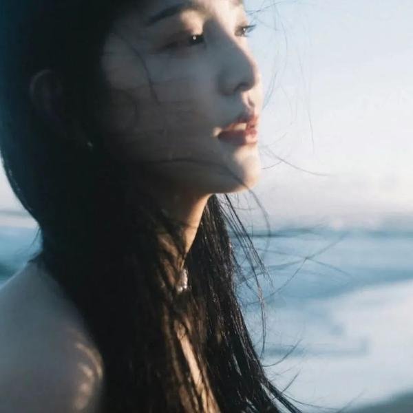 一见又倾心